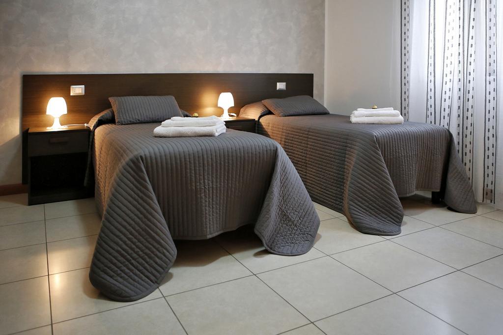 B&B Il Sasso Antico เวโรนา ภายนอก รูปภาพ